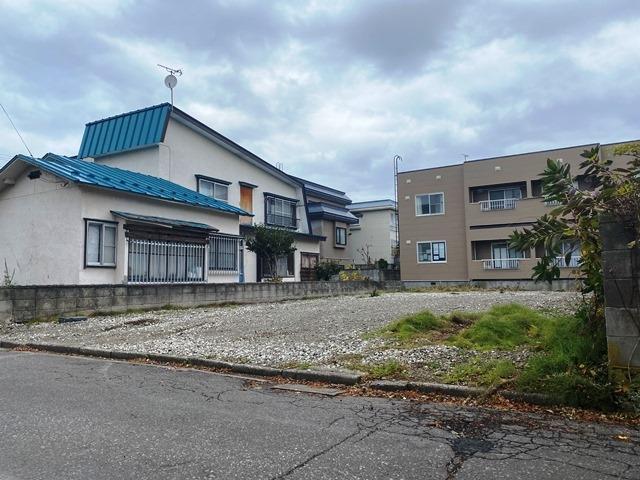 佃