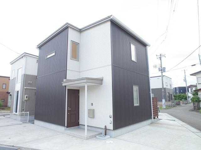 青森市富田2丁目6-31 B棟