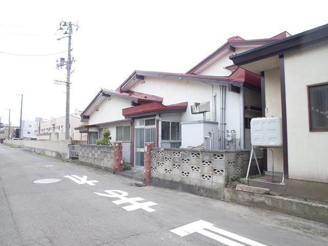 青森市古川3丁目9番2