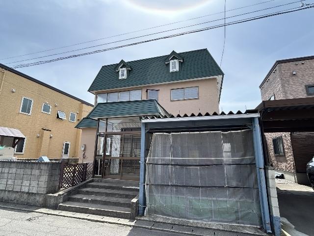 青森市大字油川字浪返24-12
