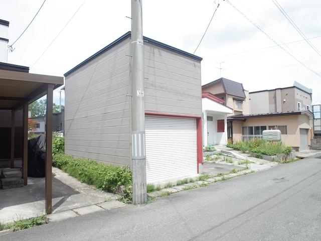 青森市大字新城字平岡166番6