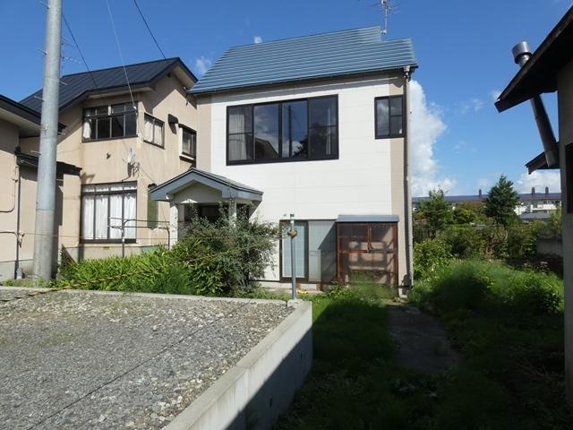 弘前市大字亀甲町76番地1