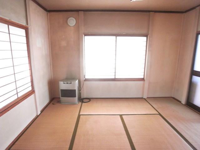 八幡町物置04号 内観