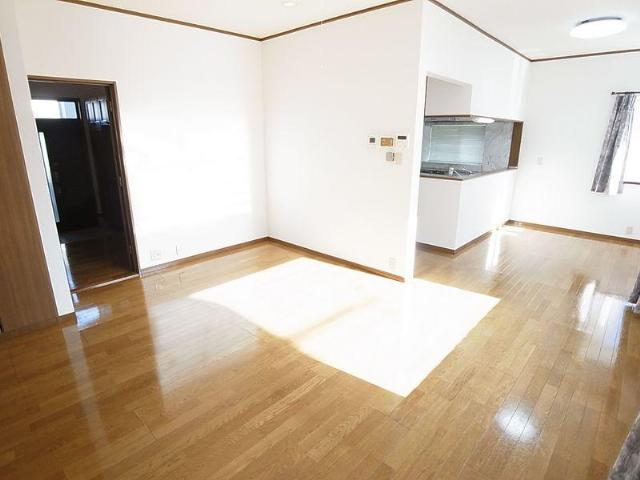 青山5丁目貸家01号 内観