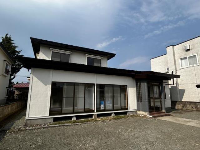 弘前市大字樹木１丁目24-12リフォーム済！駐車４台可能！閑静な住宅街です。 桔梗野小学校まで徒歩7分（500ｍ）、第四中学校まで徒歩6分（450ｍ）
