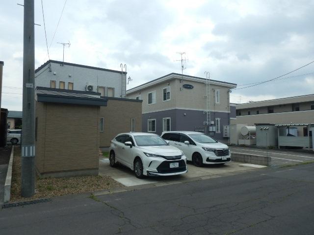 弘前市大字早稲田1丁目2番地7
