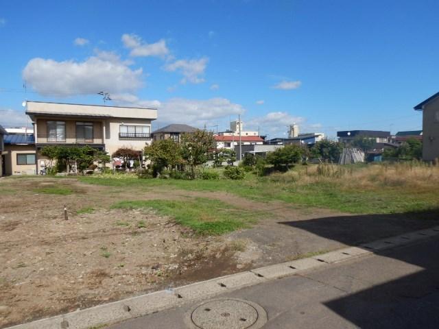 弘前市大字豊原2丁目4番12　B