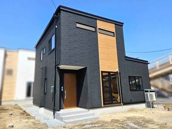 八戸市売市4丁目15番地1 （区画B）ZEH水準住宅！弊社オリジナルブランド”ESCAPE”　八戸小学校まで380ｍ！ アフター最大10年保証！白蟻10年保証！フラット３５Ｓ（金利Aプラン）対応住宅！みらいエコ住宅2026事業対象住宅（ZEH水準住宅）！ 建ぺい率は角地緩和により+10％