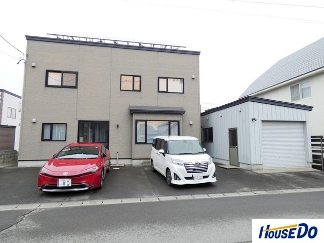 黒石市北美町2丁目61番地8 黒石小学校まで1,800ｍ、中郷中学校まで1,600ｍ