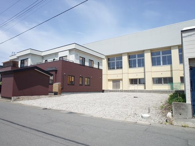 青森市大字浪館字志田2番4、5番17、43番綺麗な形の設計しやすい土地！お好きなハウスメーカーで建築できます 小中学校も通いやすい場所です。