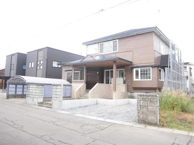 青森市小柳6丁目13-57リフォーム済中古住宅！水回り設備が新しくなり気持ちよく過ごせます。全室6帖以上でゆとりある間取です。