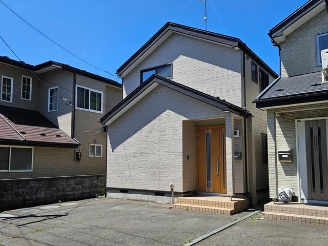 八戸市吹上2丁目34番地13第一中学校まで徒歩6分♪弊社売主につき、仲介手数料無料！ トイレ・キッチン水栓⇒新品交換！