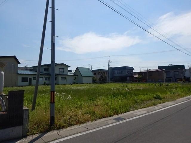 弘前市大字小比内3丁目3番41区画B約60.02坪の整形地！建築条件無しでお好きなプランを建築可能です！ 弘前運動公園まで約1.3kmの立地！商業施設充実しております！